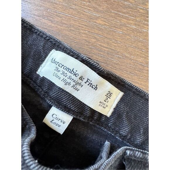 NWT Abercrombie and Fitch Curve Love The Straight Ultra High Rise Size 26 / 2R - Picture 5 of 8